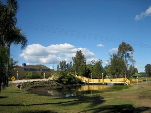 The Nambucca Motel Намбакка-Хедс Экстерьер фото