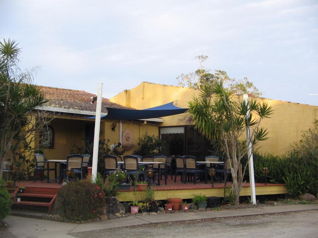 The Nambucca Motel Намбакка-Хедс Экстерьер фото